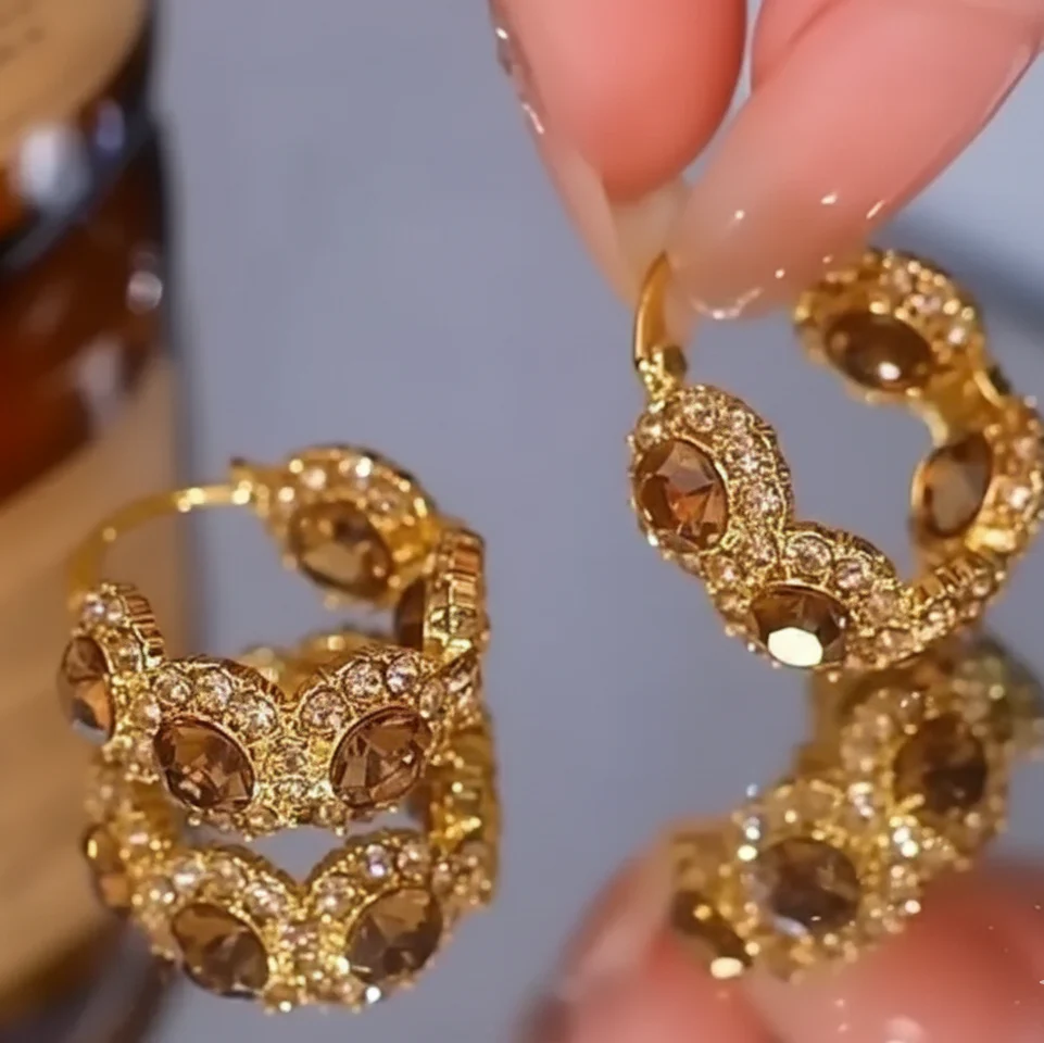 Fashion Trendy Golden Earrings