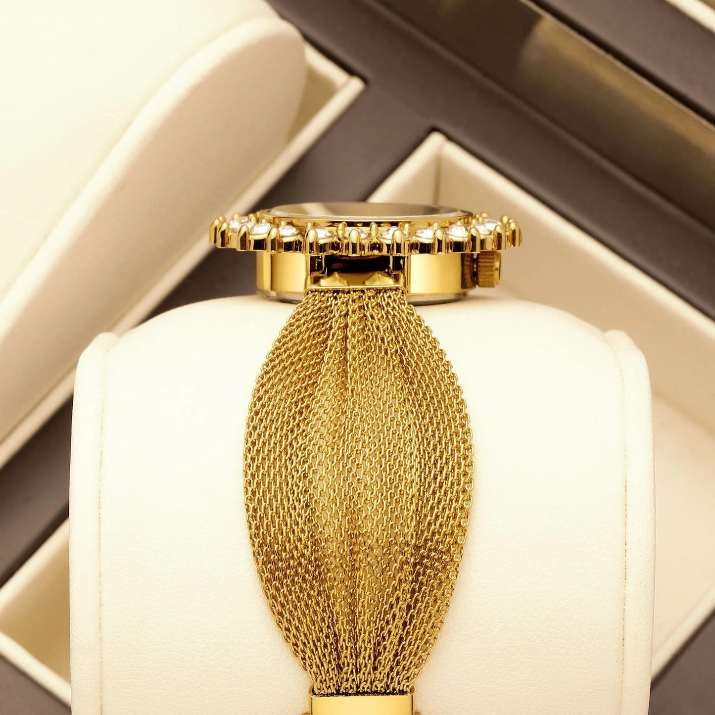 🌻 Dazzling Elegance: Sunflower Delicate Small Dial Watch