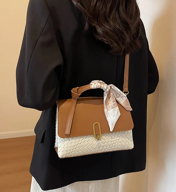 French Niche Small Square Commuting Shoulder Bag