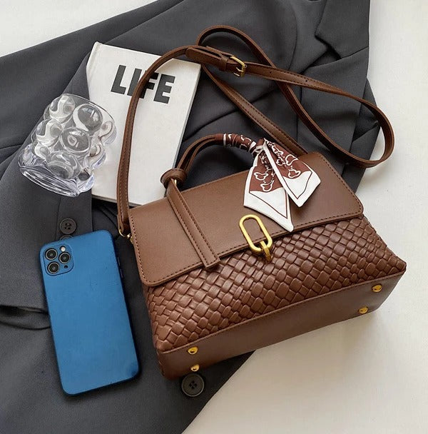 French Niche Small Square Commuting Shoulder Bag
